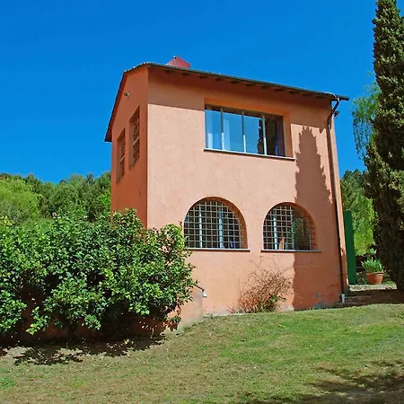 Agriturismo Poggio La Fioraia Country house Lucca
